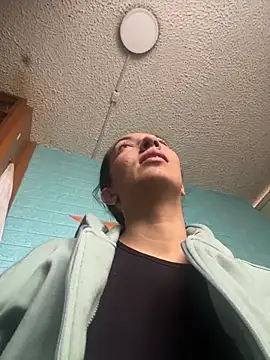 Snapshot of SALOME_KORLAND chatting on October 2025 01:12:01 PM SALOME KORLAND online show from October 2025 01:12:01 PM