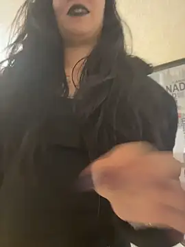 Snapshot of SALOME_KORLAND chatting on July 2026 05:48:02 PM SALOME KORLAND online show from July 2026 05:48:02 PM