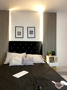 ashlycarteer online show from September 2025 06:53:02 PM