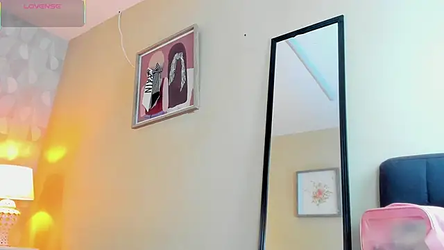 Snapshot of isabella_milf_ chatting on September 2025 07:13:01 PM isabella milf online show from September 2025 07:13:01 PM