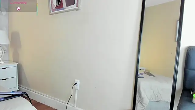 Snapshot of isabella_milf_ chatting on October 2025 07:03:02 PM isabella milf online show from October 2025 07:03:02 PM