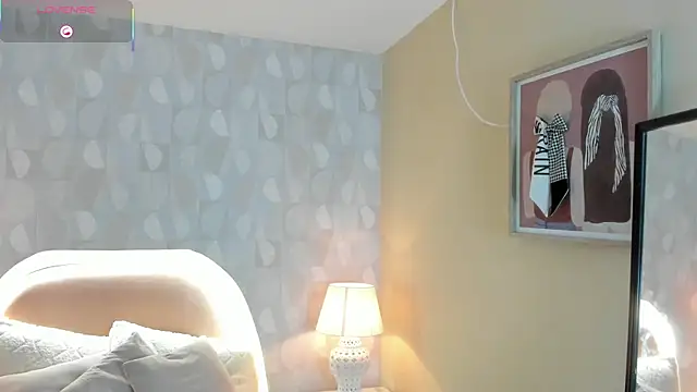 Snapshot of isabella_milf_ chatting on October 2025 07:03:02 PM isabella milf online show from October 2025 07:03:02 PM