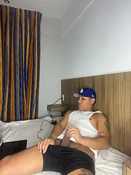 Snapshot of dotado_20xx chatting on March 2026 11:05:02 AM dotado 20xx online show from March 2026 11:05:02 AM