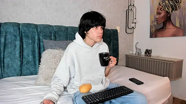 Snapshot of Diamond_twink chatting on June 2026 01:41:02 PM Diamond twink online show from June 2026 01:41:02 PM