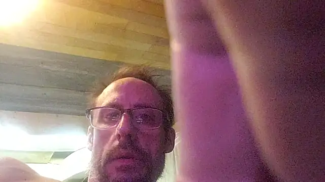 David1982qq online show from October 2025 12:03:02 PM