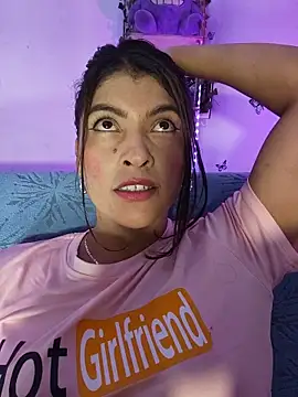 Snapshot of Fox_Roxxan chatting on June 2026 02:16:02 AM Fox Roxxan online show from June 2026 02:16:02 AM