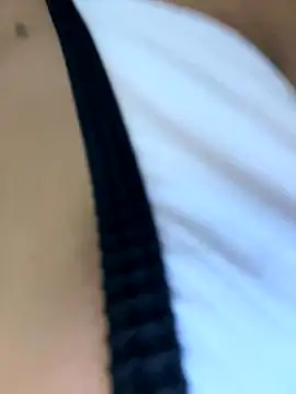 violeta 18x online show from October 2025 03:52:01 PM