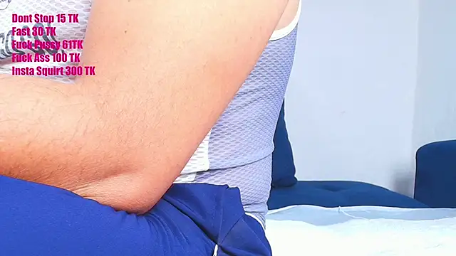 couplelove543 online show from October 2025 06:41:02 PM