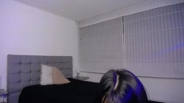 Stephany Rodriguez online show from October 2025 03:02:02 PM