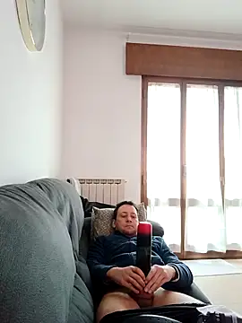 Alessio1987 online show from February 2026 09:45:01 AM