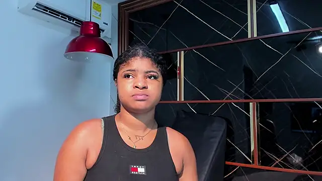 HannyThompson online show from April 2026 12:44:02 PM