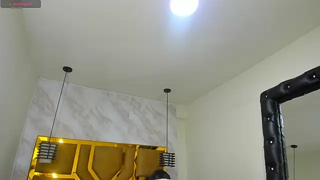 Luciifeer  online show from January 2026 06:22:02 PM