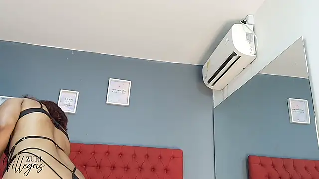 zuri villegas online show from November 2025 03:34:02 PM