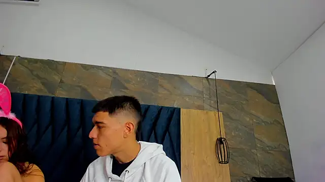 Emma Valencia 001 online show from October 2025 07:23:01 PM