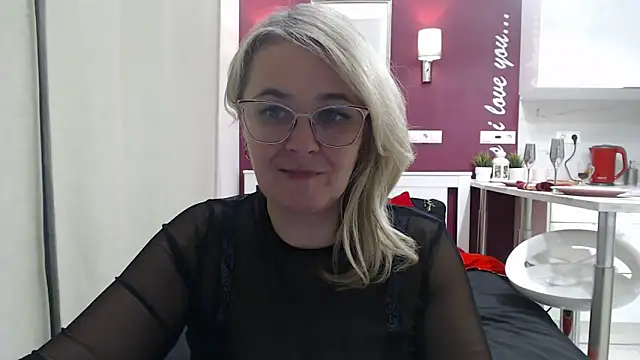 EleanoraDream online show from March 2026 02:04:02 AM