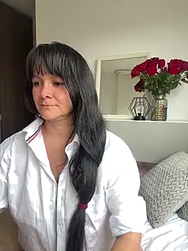 Nova Gabriela online show from March 2026 04:18:02 PM