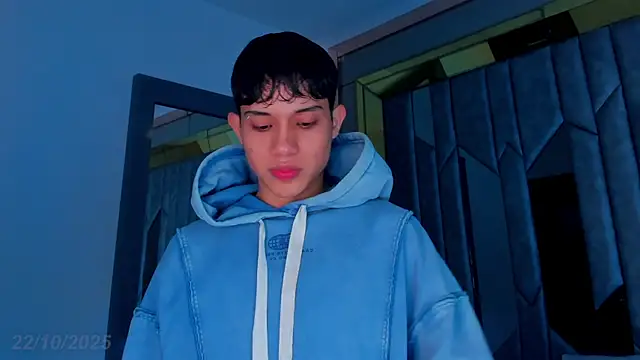 Sebax Young online show from October 2025 03:39:02 AM