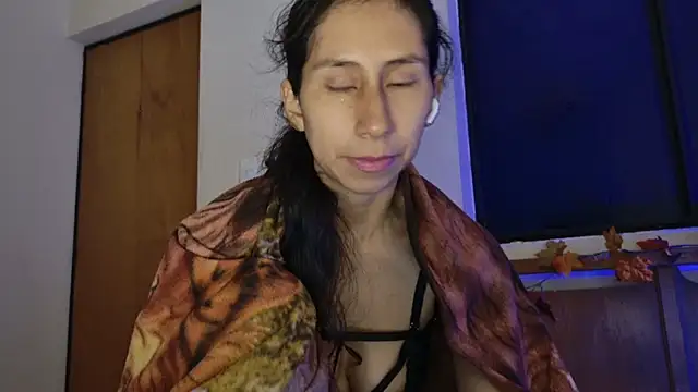  MoonLipson  online show from October 2025 09:59:02 PM