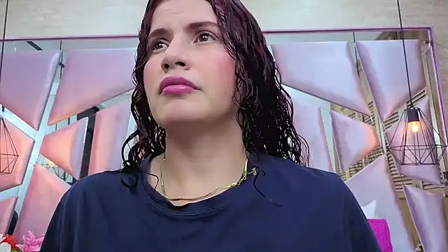 ThaliaCross online show from March 2026 07:52:02 PM