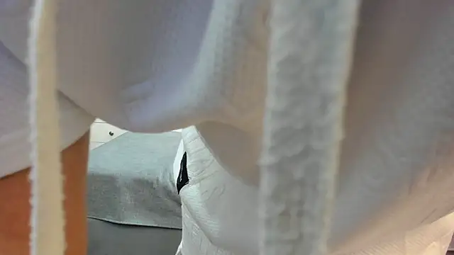 ZoeKrug online show from October 2025 11:57:02 AM