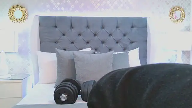 ZoeKrug online show from January 2026 03:33:01 AM