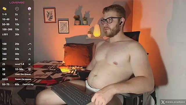 mateo ocampo online show from October 2025 09:02:01 PM