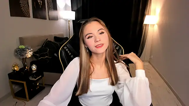 EllaCurtis online show from February 2026 06:13:02 PM