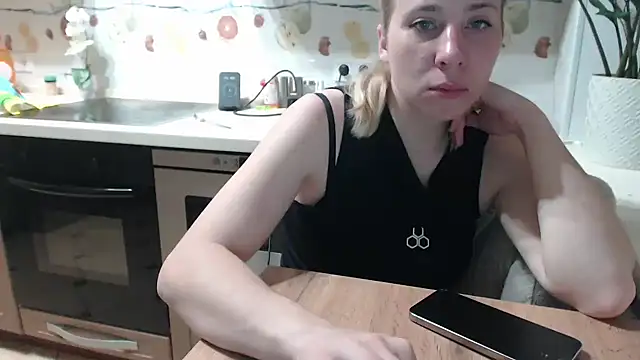 Snapshot of VintageBlue chatting on December 2025 01:56:02 AM VintageBlue online show from December 2025 01:56:02 AM