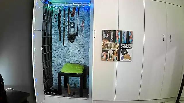 BaDSubMiss online show from September 2025 04:34:02 AM