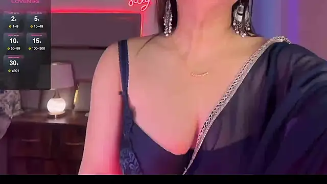 SunhariGirl online show from September 2025 03:50:02 AM