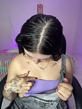 Celestee69 online show from February 2026 07:43:01 PM