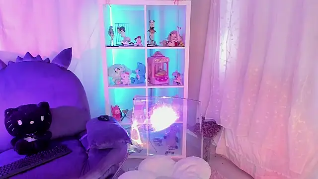 Im Garu online show from October 2025 12:22:02 PM