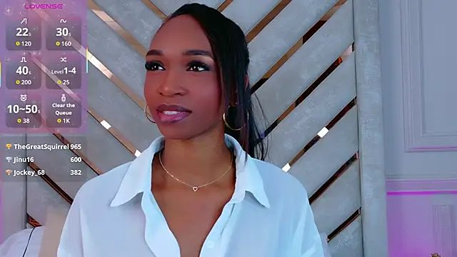 Agatha-Adams online show from November 2025 02:20:01 PM