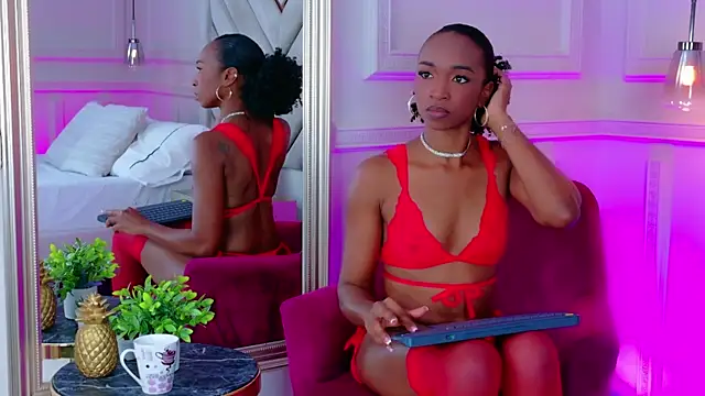 Agatha-Adams online show from December 2025 02:25:02 PM