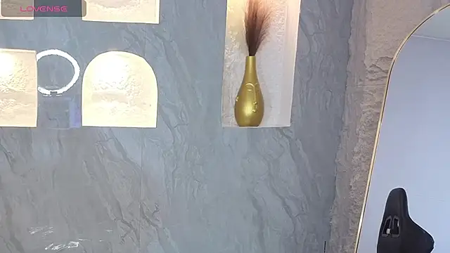 Snapshot of _Evoni_b chatting on October 2025 07:43:01 PM Evoni b online show from October 2025 07:43:01 PM