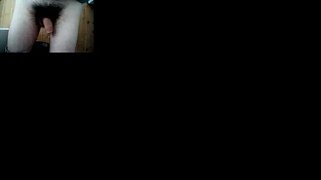 xuii-man online show from May 2026 12:01:01 PM