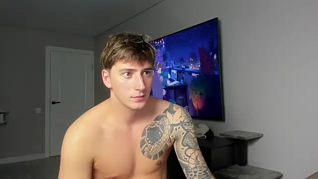 DaniHort online show from April 2026 07:28:01 AM