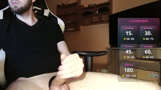 Snapshot of Bigszaab chatting on December 2024 10:23:02 AM Bigszaab online show from December 2024 10:23:02 AM