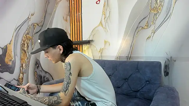 Snapshot of StraightBoy_Nick chatting on February 2026 05:30:02 AM StraightBoy Nick online show from February 2026 05:30:02 AM