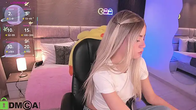 Arinextdoor online show from November 2025 02:44:02 AM