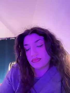 Snapshot of ScarletBloom_ chatting on March 2026 06:10:01 PM ScarletBloom online show from March 2026 06:10:01 PM