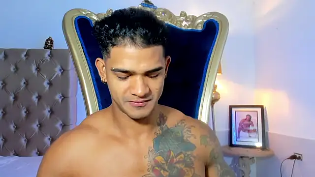 Snapshot of antonio__444 chatting on October 2025 12:16:01 PM antonio 444 online show from October 2025 12:16:01 PM