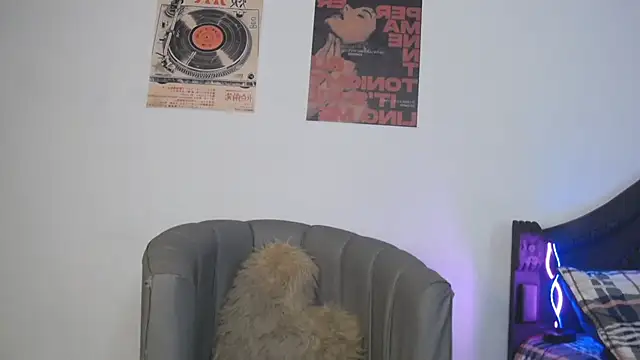 CoralieBronson online show from February 2026 07:12:02 PM