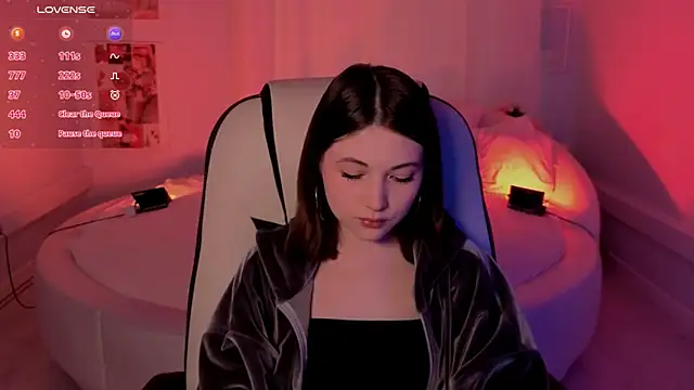 Snapshot of Kimmie_shine chatting on October 2025 07:42:01 AM Kimmie shine online show from October 2025 07:42:01 AM