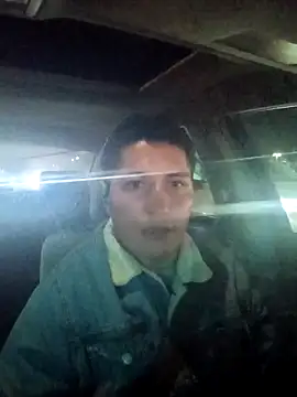 Zetaloco26 online show from November 2025 04:46:01 AM