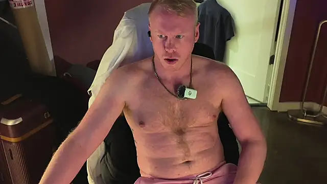 twunkdean online show from February 2026 05:03:01 PM