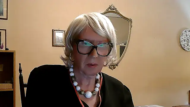 Snapshot of ROBY_SWEETHOT chatting on September 2025 11:09:02 PM ROBY SWEETHOT online show from September 2025 11:09:02 PM