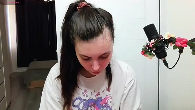 peachyness online show from June 2026 04:50:02 PM