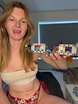 Snapshot of Lilly-Luscious chatting on May 2026 03:42:02 PM Lilly-Luscious online show from May 2026 03:42:02 PM