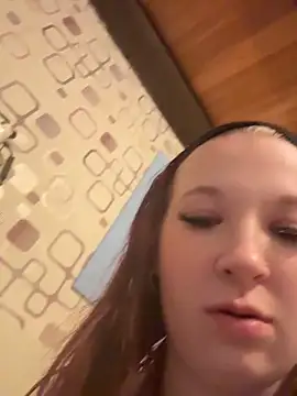 SweetTeenGirl online show from April 2026 05:41:02 PM